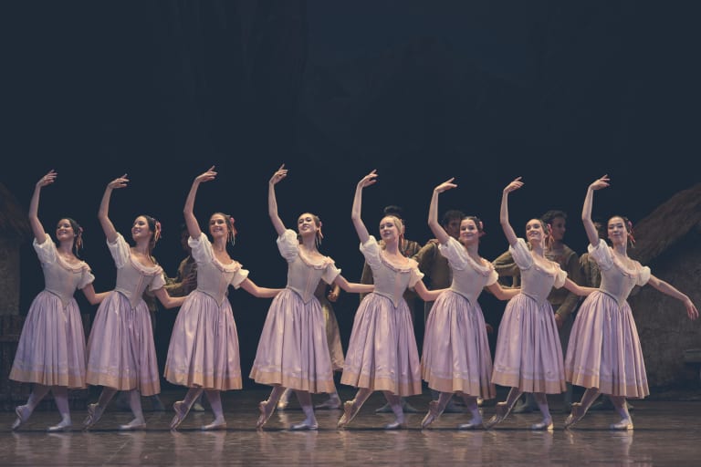 MHB_5443_GISELLE_CORALLI PERROT_Corps de ballet (c) Maria-Helena Buckley OnP