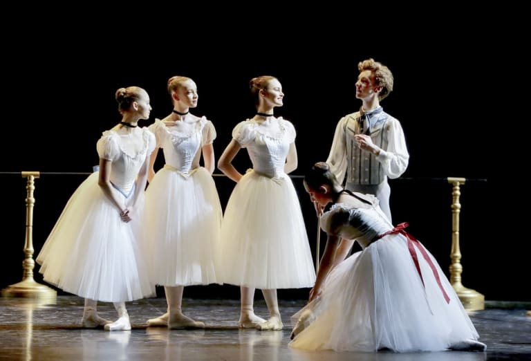 Paris Opera Ballet School Production - Opéra national de Paris