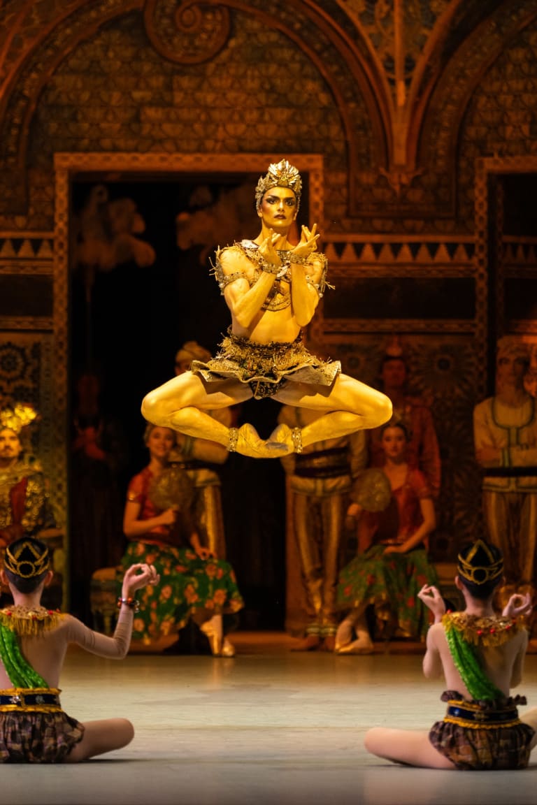 BAYADERE_260611_(c) YKellerman OnP_PG0336_ A Kirscher
