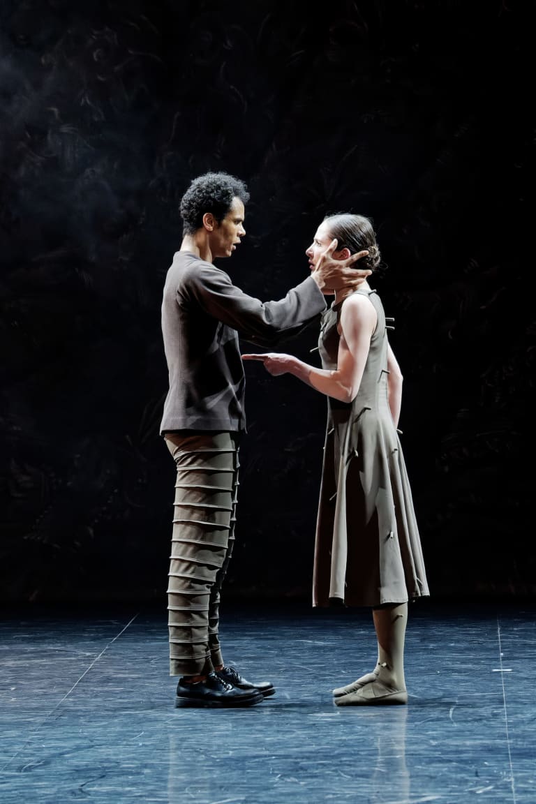 250325-BONP-Appartement055_Mats Ek_J Gasztowtt V Colasante (c) Agathe Poupeney OnP