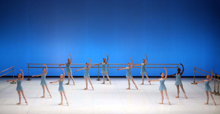 07-filles-4-¦division-9473