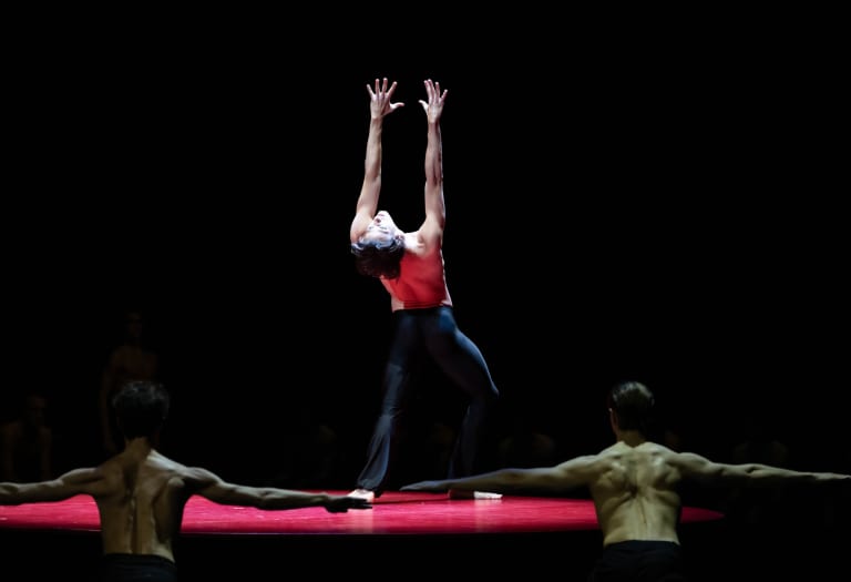 _Z9Z2108_BOLERO_Maurice Béjart_Germain Louvet (c) Julien Benhamou OnP