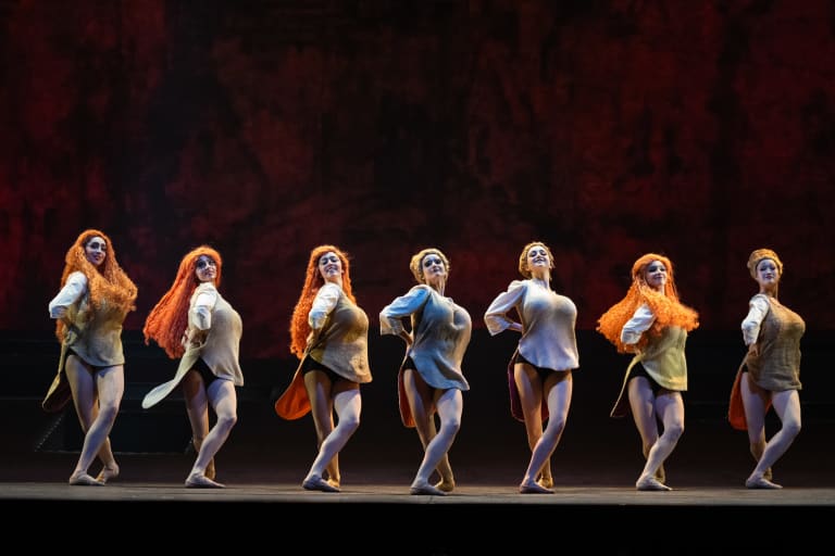 NOTREDAME_Roland Petit_Corps de ballet (c)YKellerman_G0742