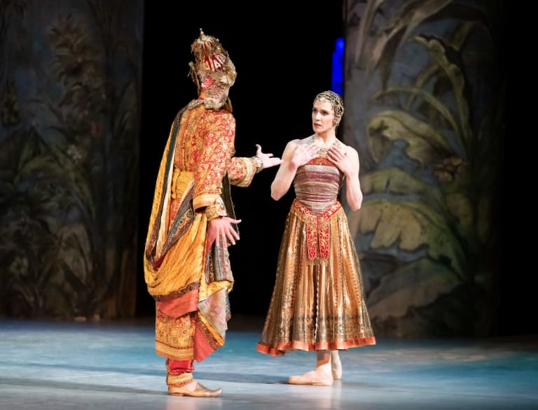 3_DSC1284_BAYADERE_NOUREEV_Valentine Colasante (Nikiya) Florimon Lorieux (Grand Brahmane) (c) Julien Benhamou OnP