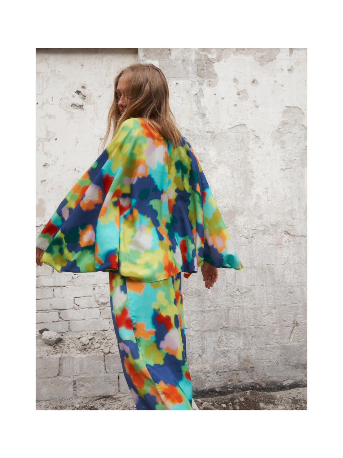 Flowerfield aikuisten paita