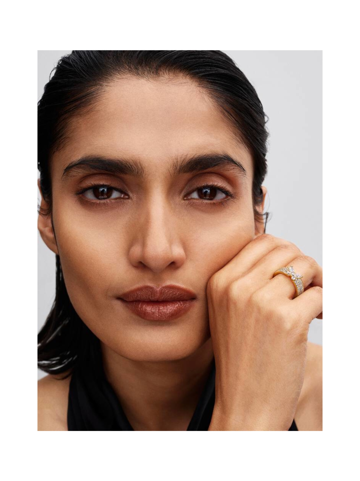 Sparkling Butterfly Bold Ring - 164270C01