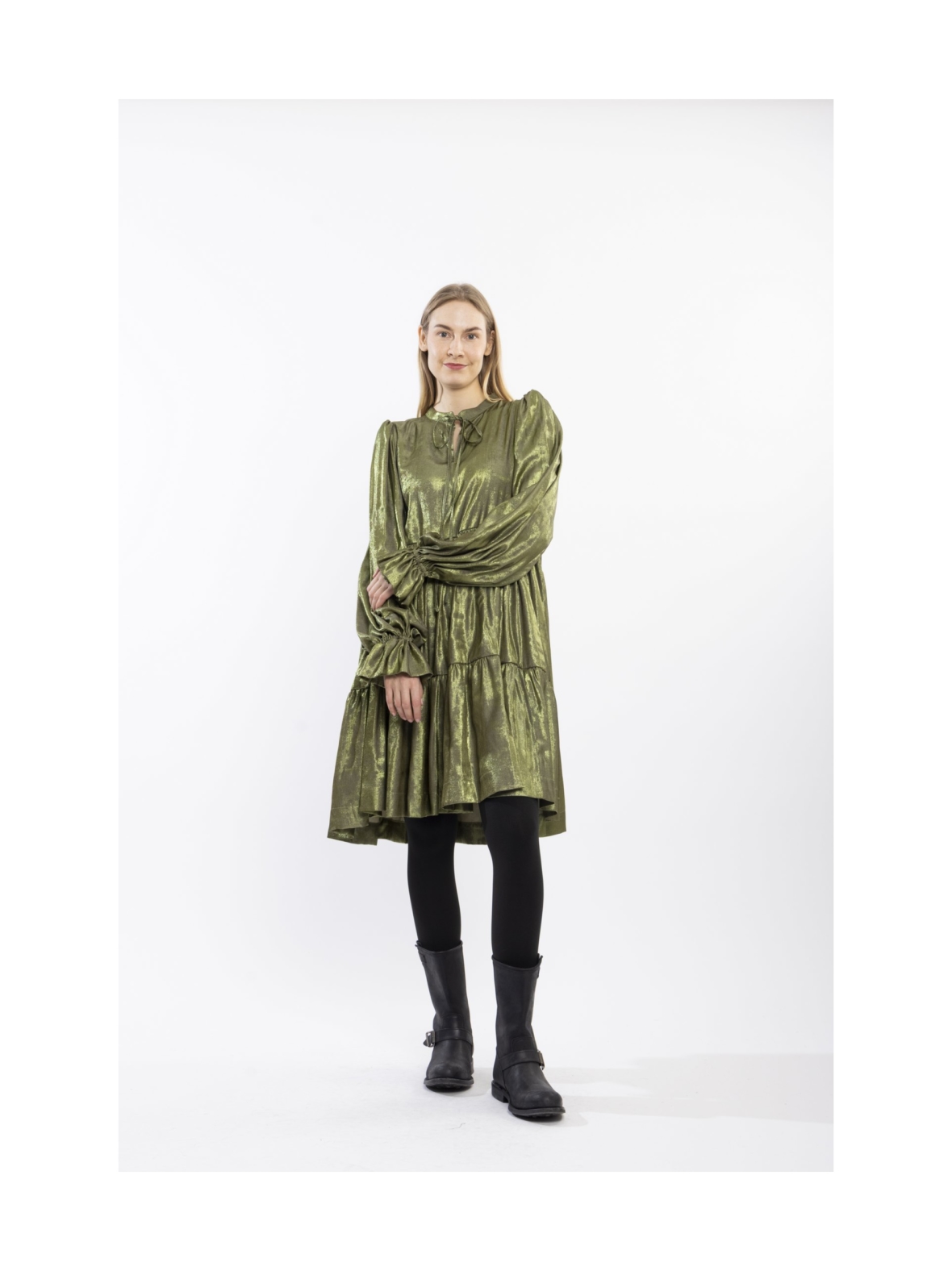 DISHY- MEKKO, OLIIVIN VIHREÄ