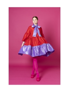 Miia Halmesmaa - LUSH- MEKKO RUSETTIKAULUKSELLA, PUNAINEN/LAVENTELI - VIOLETTI Miia Halmesmaa - LUSH- MEKKO RUSETTIKAULUKSELLA, PUNAINEN/LAVENTELI - VIOLETTI | Stockmann