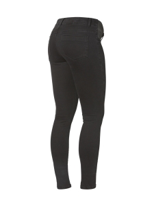 Mamalicious - Mamalicious Mllola Slim Black Jeans odotushousut Mamalicious - Mamalicious Mllola Slim Black Jeans odotushousut | Stockmann