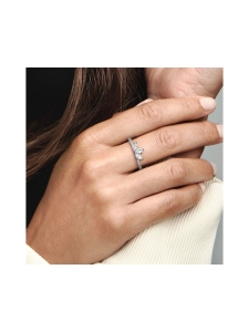 Pandora - Säihkyvä herbaario -sormus  Sparkling Herbarium Cluster Ring 192392C01 | Stockmann