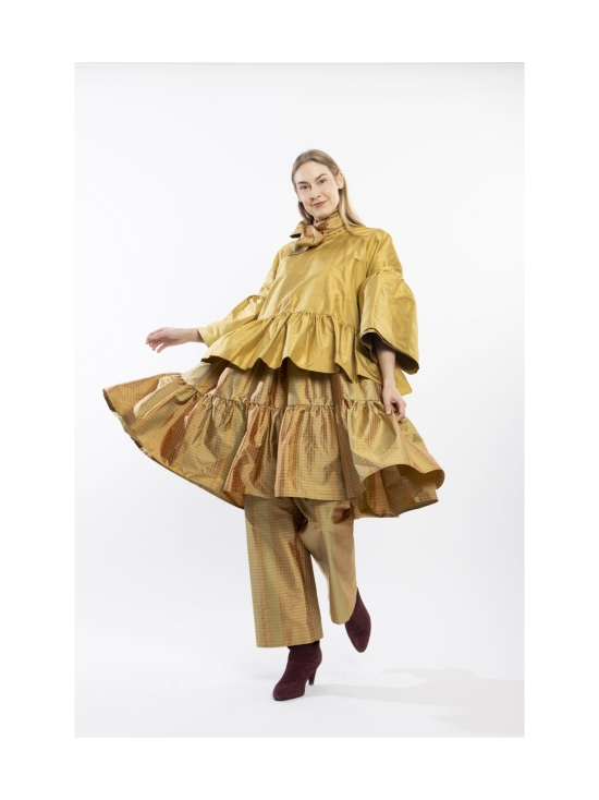 Miia Halmesmaa - LUSH- SILKKIPAITA, KELTAKULTA - KULTA | Stockmann - photo 7