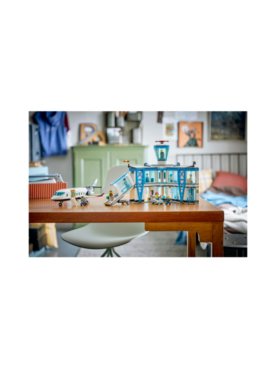 LEGO CITY - LEGO City Lentokenttä ja lentokone 60502 | Stockmann - photo 6