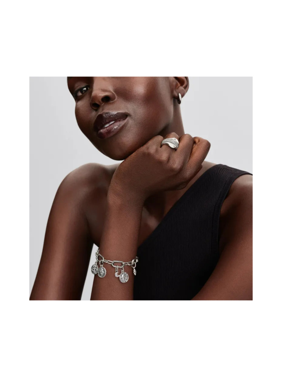 Pandora - Pandora Liekehtivä sydän medaljonki -hela 793975C01 | Stockmann - photo 1