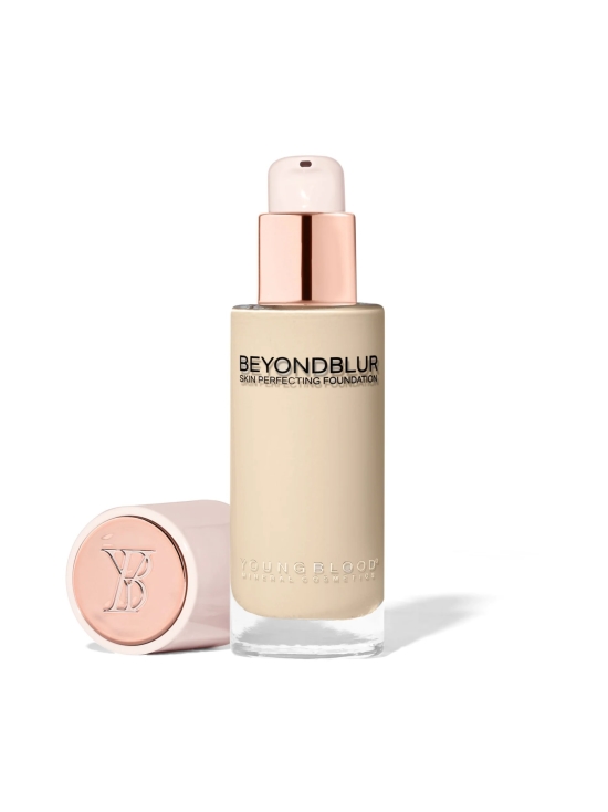 Youngblood - Beyondblur Skin Perfecting Foundation -runsaspigmenttinen, tasoittava meikkivoide 30ml - FN2 | Stockmann - photo 1
