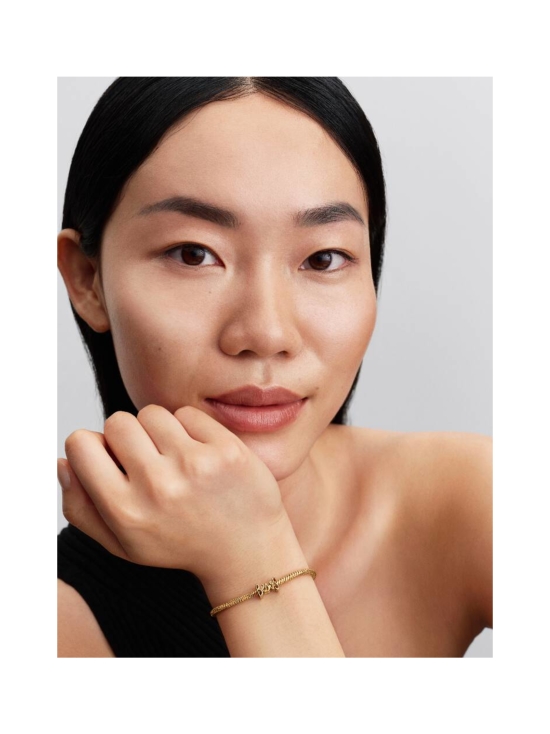 Pandora - Besos Script Charm - 764422C00 | Stockmann - photo 1