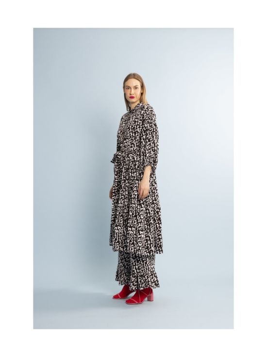 Miia Halmesmaa - FLIRTY- MEKKO pitkä, MUSTAVALKOINEN - MUSTA/VALKOINEN | Stockmann - photo 2