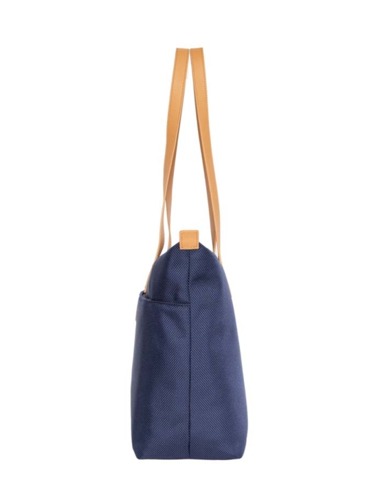 Golla - Mimosa nylon -olkalaukku - NAVY (TUMMANSININEN) - photo 3 Golla - Mimosa nylon -olkalaukku - NAVY (TUMMANSININEN) | Stockmann - photo 3