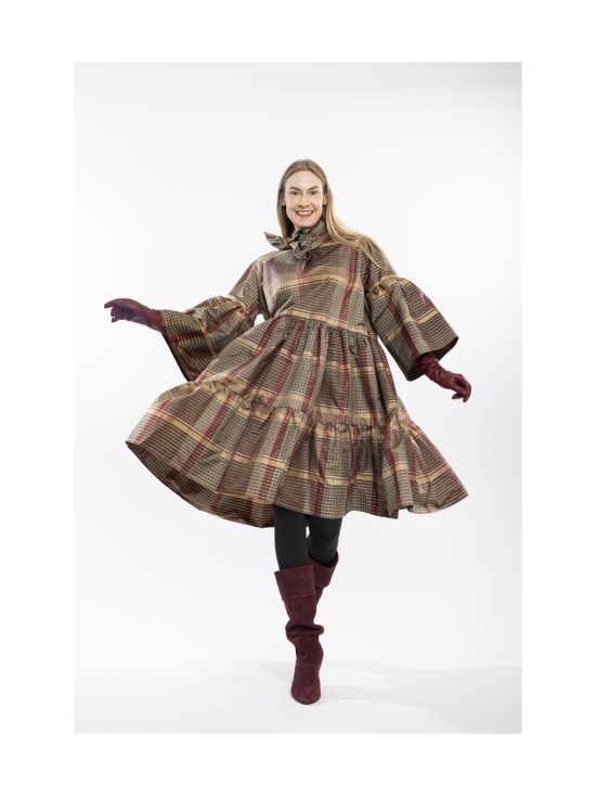 Miia Halmesmaa - LUSH- SILKKIMEKKO RUSETTIKAULUKSELLA, RUUTU SUKLAA - RUSKEA | Stockmann - photo 6