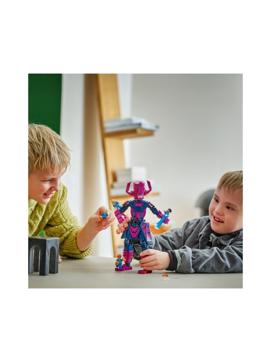 LEGO SUPER HEROES - LEGO Super Heroes Ihmeneloset vastaan Galactus-rakennushahmo 76316 - photo 4 LEGO SUPER HEROES - LEGO Super Heroes Ihmeneloset vastaan Galactus-rakennushahmo 76316 | Stockmann - photo 4