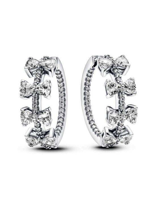 Pandora - Säihkyvä rusettirivi -korvarenkaat Bow sterling silver hoop earrings with clear cubic zirconia Sterling silver Cubic Zirconia Clear 293545C01 - photo 1 Pandora - Säihkyvä rusettirivi -korvarenkaat Bow sterling silver hoop earrings with clear cubic zirconia Sterling silver Cubic Zirconia Clear 293545C01 | Stockmann - photo 1