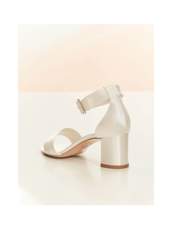 BIANCO EVENTO - Carrie-avokkaat - IVORY SATIN - photo 2 BIANCO EVENTO - Carrie-avokkaat - IVORY SATIN | Stockmann - photo 2