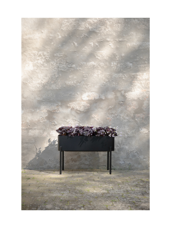 Eva Solo Outdoor - Simply Grow kasvilaatikko jalustall - MUSTA - photo 4 Eva Solo Outdoor - Simply Grow kasvilaatikko jalustall - MUSTA | Stockmann - photo 4
