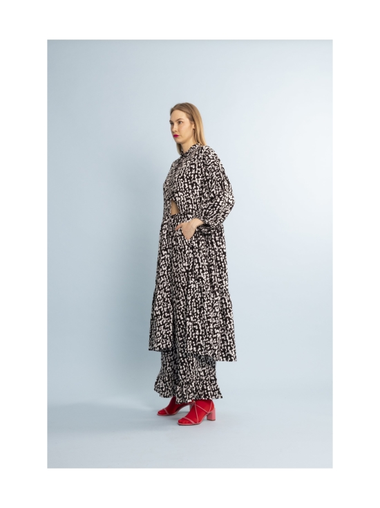 Miia Halmesmaa - FLIRTY- MEKKO pitkä, MUSTAVALKOINEN - MUSTA/VALKOINEN | Stockmann - photo 6