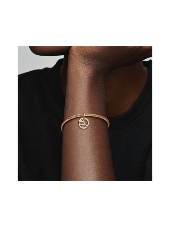 Pandora - Härkä-riipushela Taurus zodiac 14k gold-plated dangle with clear cubic zirconia Taurus Zodiac Dangle Charm 762707C01 | Stockmann - photo 3