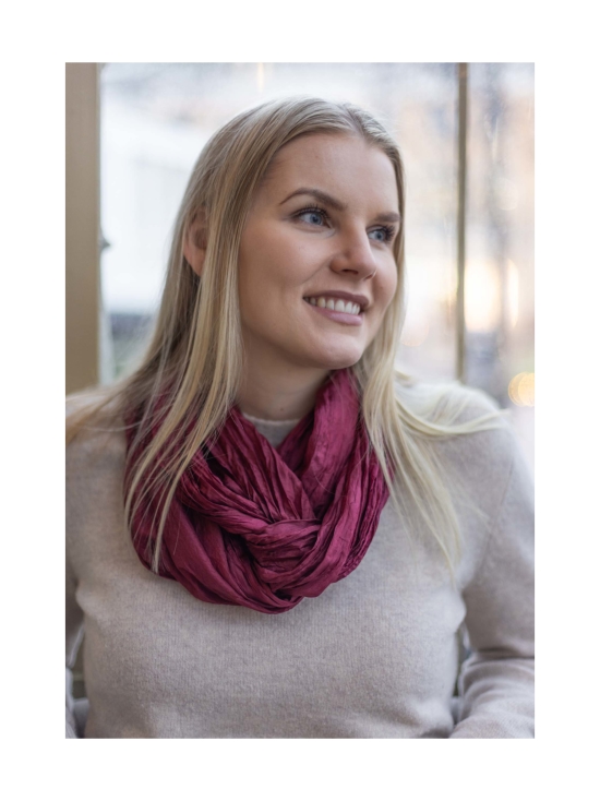 Lasessor - Kiana -tuubisilkkihuivi 70x80cm - VIINI | Stockmann - photo 2