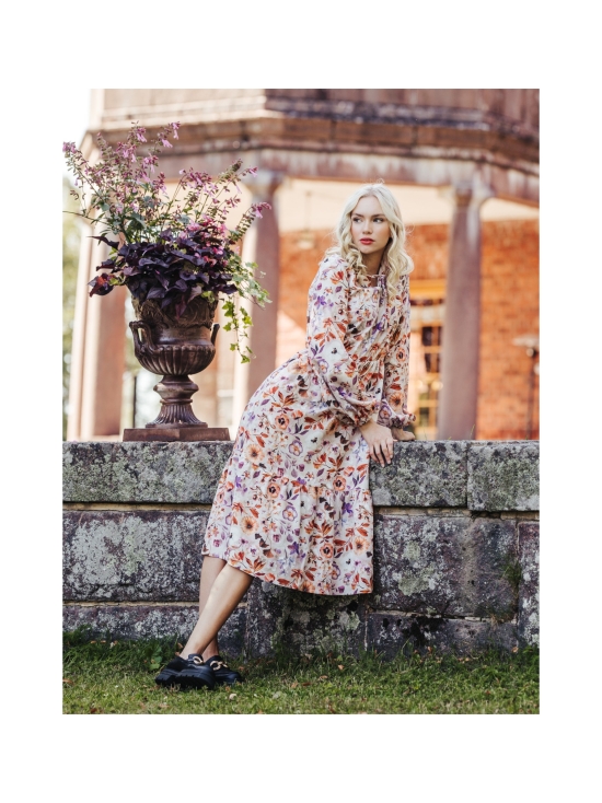 Nakoa - Ulrika Dress, Daisies - DAISIES - photo 6 Nakoa - Ulrika Dress, Daisies - DAISIES | Stockmann - photo 6