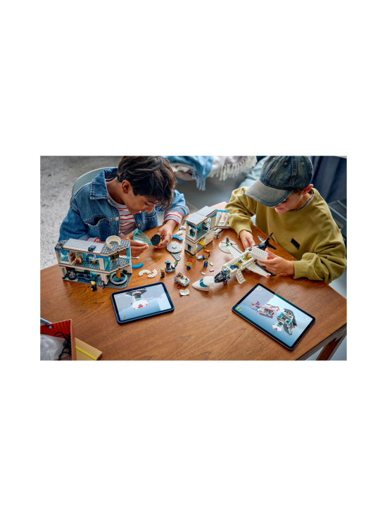 LEGO CITY - LEGO City Lentokenttä ja lentokone 60502 | Stockmann - photo 4