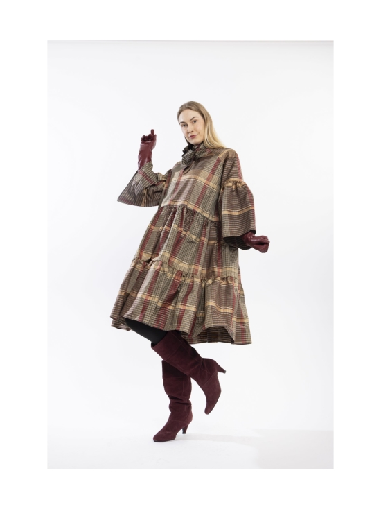 Miia Halmesmaa - LUSH- SILKKIMEKKO RUSETTIKAULUKSELLA, RUUTU SUKLAA - RUSKEA | Stockmann - photo 3