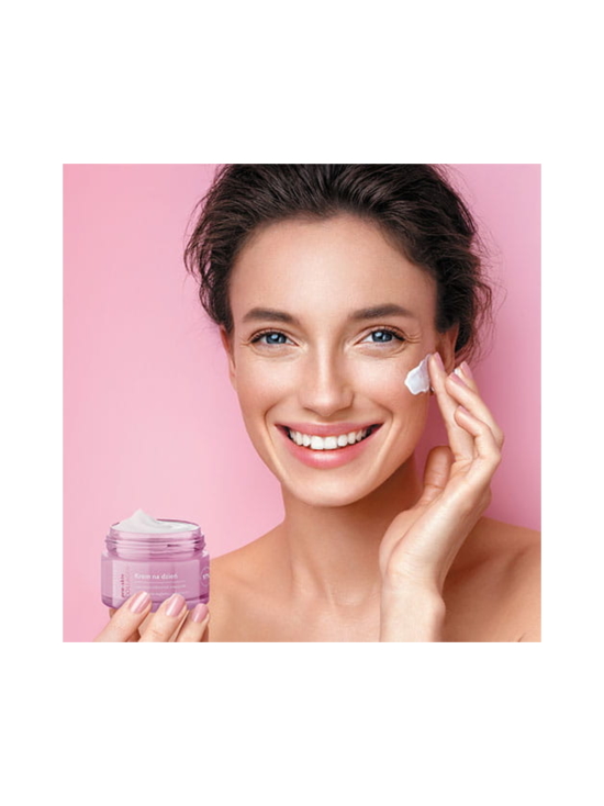 MIRACULUM - Pro Skin Collagen Day Cream -kasvonpiirteitä selkeyttävä päivävoide 50ml - photo 3 MIRACULUM - Pro Skin Collagen Day Cream -kasvonpiirteitä selkeyttävä päivävoide 50ml | Stockmann - photo 3