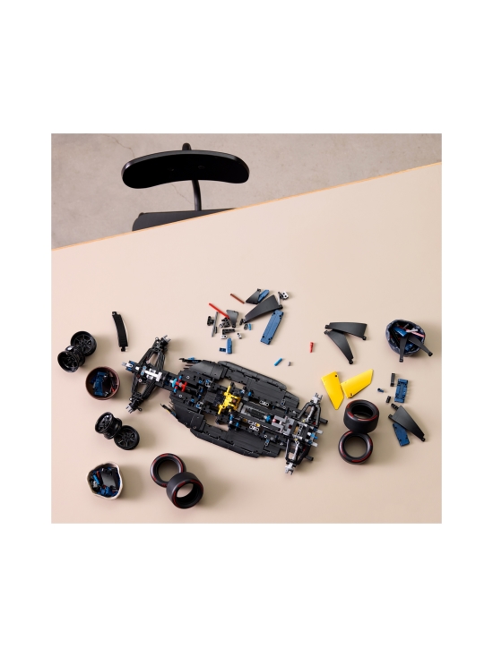 LEGO TECHNIC - LEGO Technic Oracle Red Bull Racing RB20 F1 ‑auto 42206 - photo 6 LEGO TECHNIC - LEGO Technic Oracle Red Bull Racing RB20 F1 ‑auto 42206 | Stockmann - photo 6