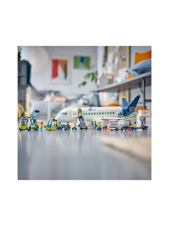 LEGO CITY - LEGO City Matkustajalentokone 60367 | Stockmann - photo 5