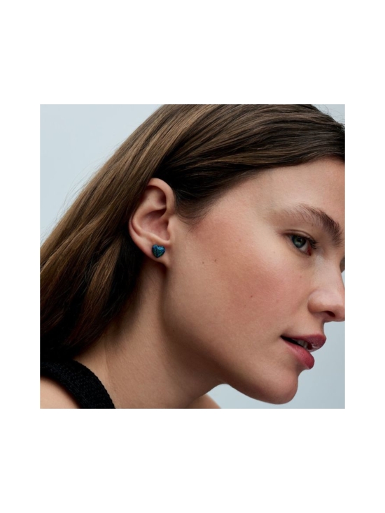 Pandora - Vihreänkirjava sydän -nappikorvakorut Heart sterling silver stud earrings with green blue lab-created opal Sterling silver  Synthetic Opal Green 293356C01 | Stockmann - photo 1