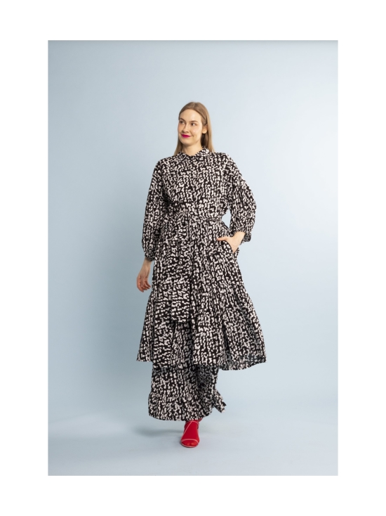Miia Halmesmaa - FRILLAHOUSUT, MUSTAVALKOINEN - MUSTA/VALKOINEN | Stockmann - photo 6