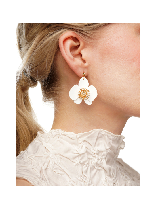 Upcycle with Jing - Pienet Butterfly Orchid Korvakorut - Valkoinen - VALKOINEN - photo 2 Upcycle with Jing - Pienet Butterfly Orchid Korvakorut - Valkoinen - VALKOINEN | Stockmann - photo 2