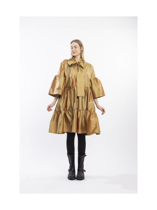 Miia Halmesmaa - LUSH- SILKKIMEKKO RUSETTIKAULUKSELLA, RUUTU KULTA - KULTA | Stockmann - photo 4