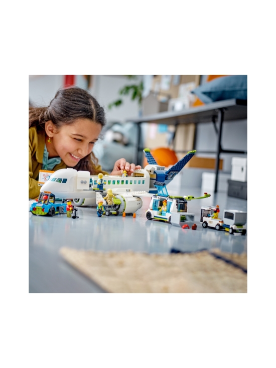 LEGO CITY - LEGO City Matkustajalentokone 60367 | Stockmann - photo 4