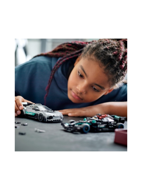 LEGO SPEED CHAMPIONS - LEGO SPEED CHAMPIONS Mercedes-AMG F1 W12 E Performance ja Mercedes-AMG Project One 76909 - photo 4 LEGO SPEED CHAMPIONS - LEGO SPEED CHAMPIONS Mercedes-AMG F1 W12 E Performance ja Mercedes-AMG Project One 76909 | Stockmann - photo 4