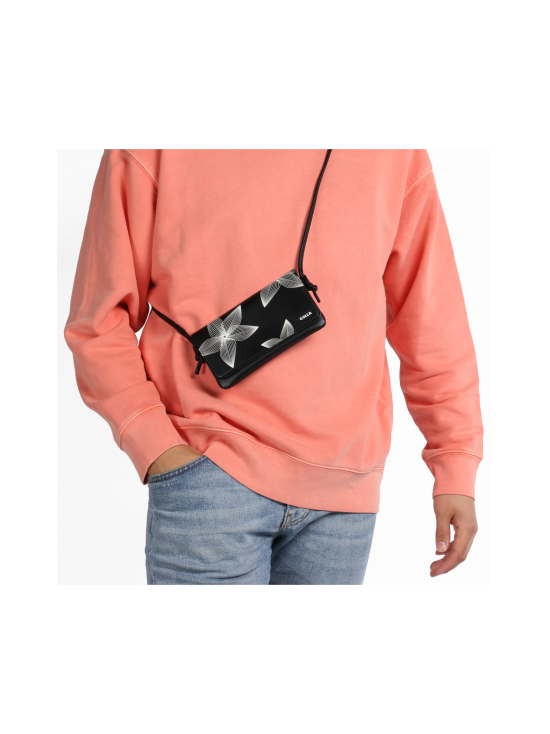 Golla - Slim Phone Bag - BLACK & WHITE - photo 4 Golla - Slim Phone Bag - BLACK & WHITE | Stockmann - photo 4