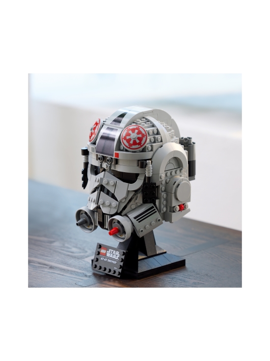 LEGO STAR WARS - LEGO Star Wars TM AT-AT-kuljettajan kypärä 75429 - photo 5 LEGO STAR WARS - LEGO Star Wars TM AT-AT-kuljettajan kypärä 75429 | Stockmann - photo 5