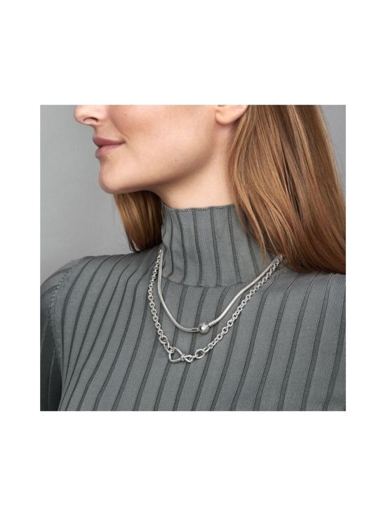 Silver necklace with round clasp Moments Silver Necklace 590742HV