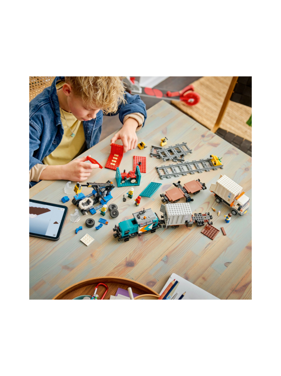 LEGO CITY - LEGO City Tavarajuna, nosturi ja kuorma-auto 60509 | Stockmann - photo 4
