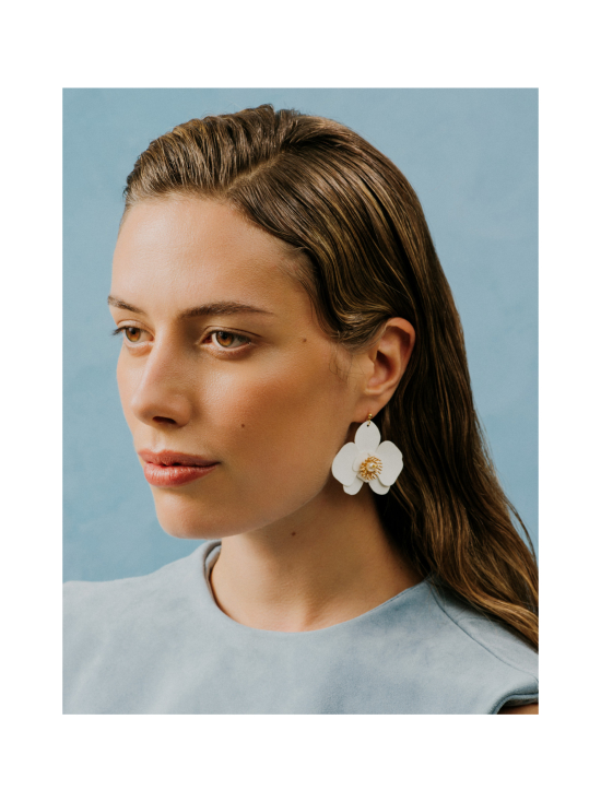 Upcycle with Jing - Ylisuuret Butterfly Orchid Korvakorut - valkoinen - VALKOINEN - photo 2 Upcycle with Jing - Ylisuuret Butterfly Orchid Korvakorut - valkoinen - VALKOINEN | Stockmann - photo 2