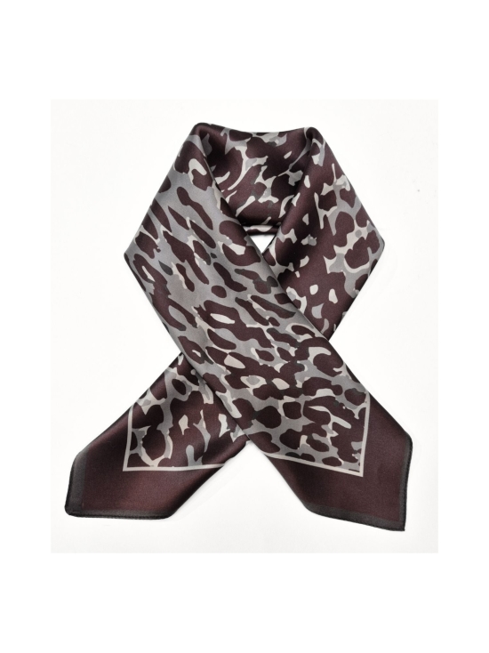 Lasessor - Kylie silkkihuivi 55 x 55 cm - VIINI | Stockmann - photo 1