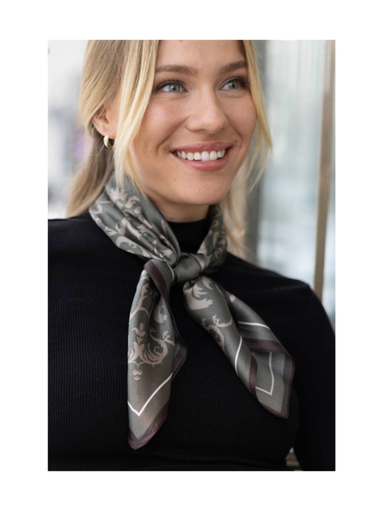 Lasessor - Grete -silkkihuivi - OLIIVI | Stockmann - photo 3