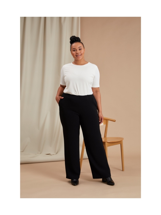 Voglia - KEIRA Suorat housut - MUSTA - photo 5 Voglia - KEIRA Suorat housut - MUSTA | Stockmann - photo 5