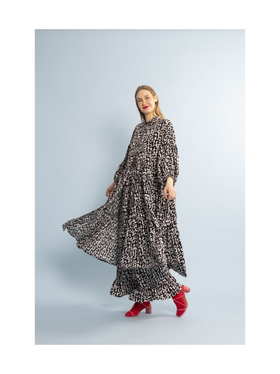 Miia Halmesmaa - FLIRTY- MEKKO pitkä, MUSTAVALKOINEN - MUSTA/VALKOINEN | Stockmann - photo 8